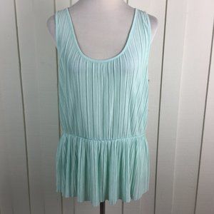 NWT💎BEAUTIFUL AQUA Top w/ Defined Waist & …